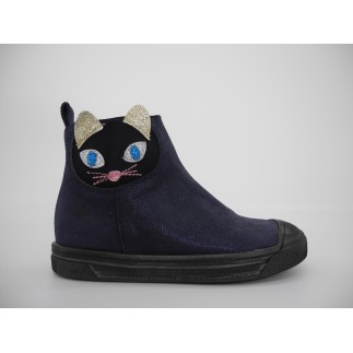 CHAT