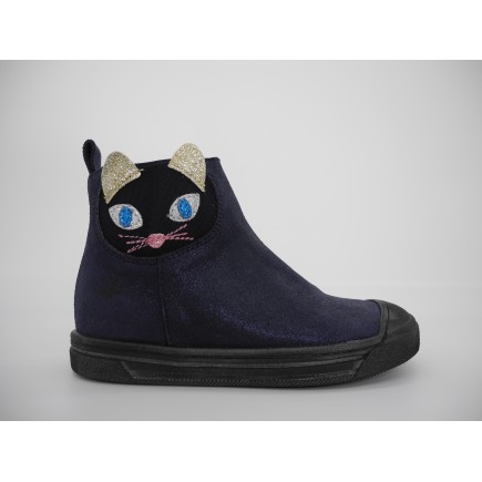 CHAT
