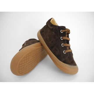 Chaussure enfants et bébés, Shoo Pom modèle Tom, pour les premiers pas.
