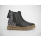 WONDER BOOTS