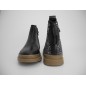WONDER BOOTS